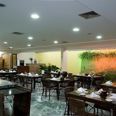 Hotel Michelangelo Сан-Жозе-ду-Риу-Прету Экстерьер фото